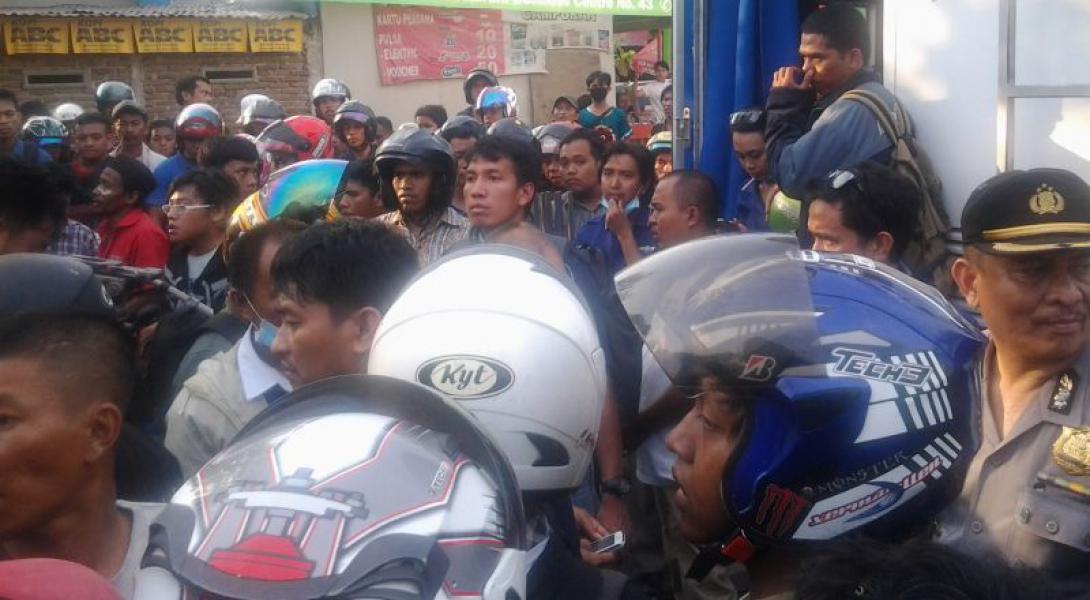 Liput Demo BBM, Belasan Wartawan Dihajar Polisi