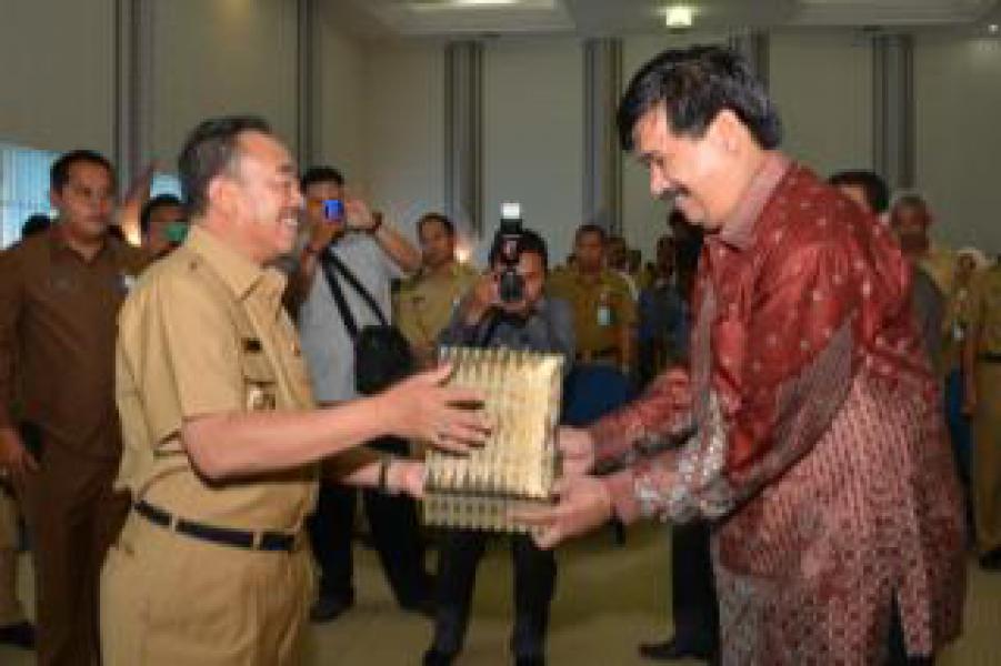 Buka Bimtek Hukum Barang dan Jasa, Herliyan: Faktor Mencegah Korupsi Itu Jujur 