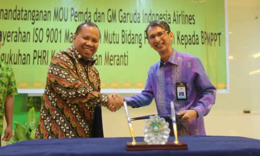 Bupati Meranti Teken MoU bersama Garuda Indonesia Airlines