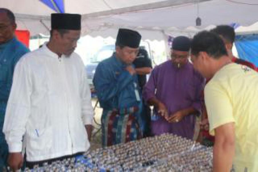 Manfaatkan Lokasi Pasar Oleh-OLeh, DPK Fasilitasi Bazar Batu Akik 