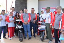Mutiara Raih Sepeda Motor Gerak Jalan Santai Harkonas 
