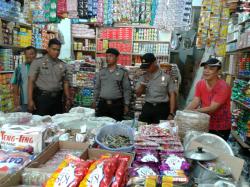 Waspada Peredaran Beras Plastik, Polsek Bengkalis Sidak Pasar dan Toko Beras 