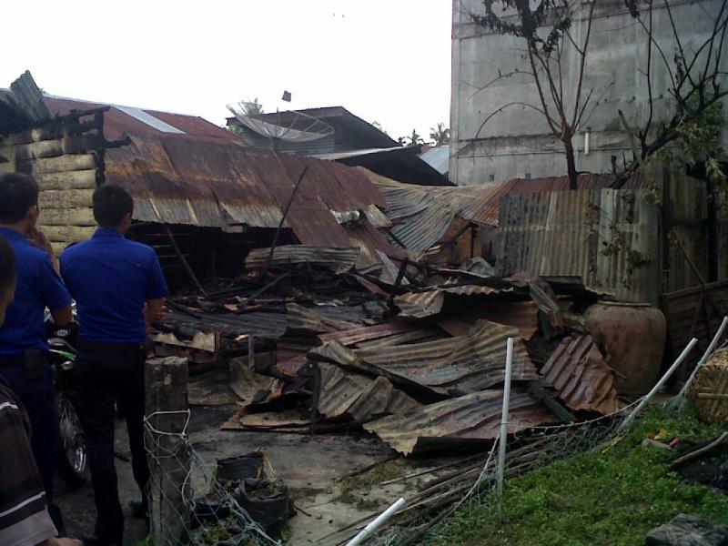 Ditinggal Piket, Rumah Security SD Kompleks Bengkalis Ludes Terbakar