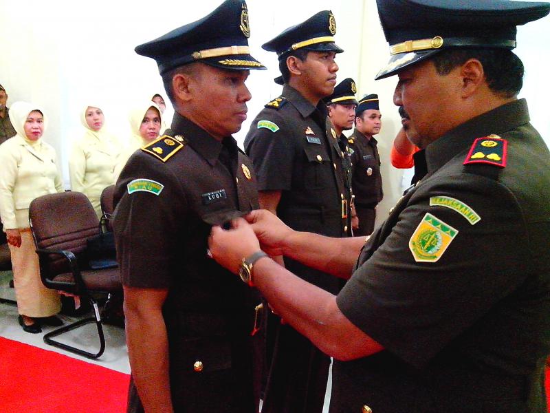 Kasi Pidsus Kejari Bengkalis Disertijab 