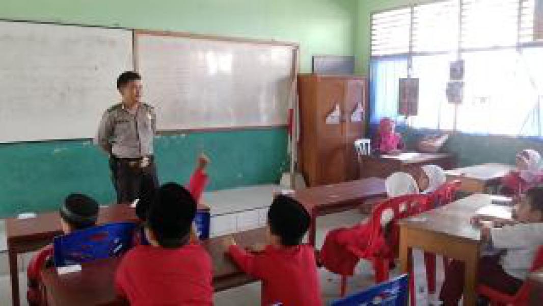 Polsek Bengkalis Sosialisasi Kamtibmas di SDN 5