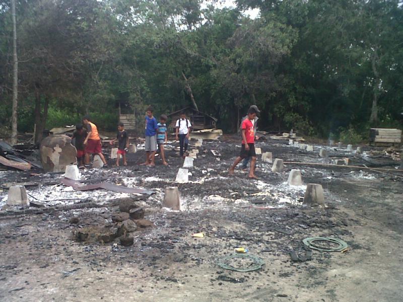 Akibat Konseleting Listrik, Rumah Pak RT Di Tameran Ludes Terbakar 