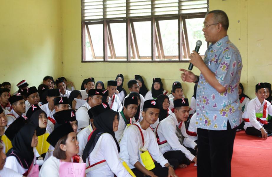 Bupati Minta Mahasiswa Amik Jadi Pelopor