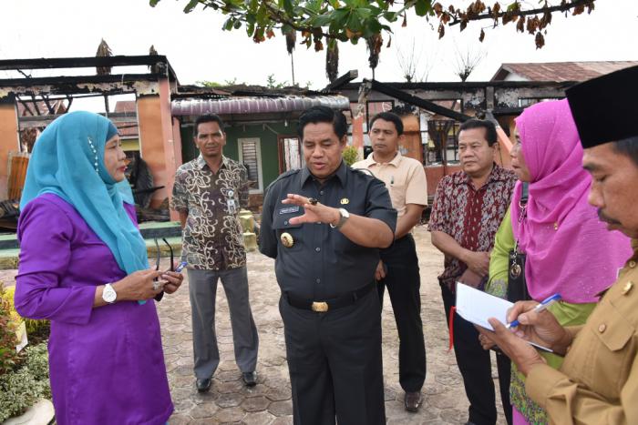 Pemkab Bengkalis akan Bangun Kembali Gedung SMA 3 Mandau yang Terbakar