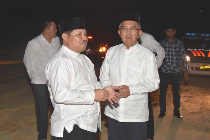 Tengah Malam Blusukan Di Jalan Lingkar Duri Bersama Bupati Bengkalis, Berikut Respon Gubri