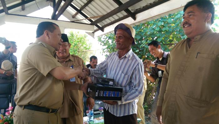 Nelayan Meranti Dapat Bantuan Dari  Kementerian Perikanan dan Kelautan RI 