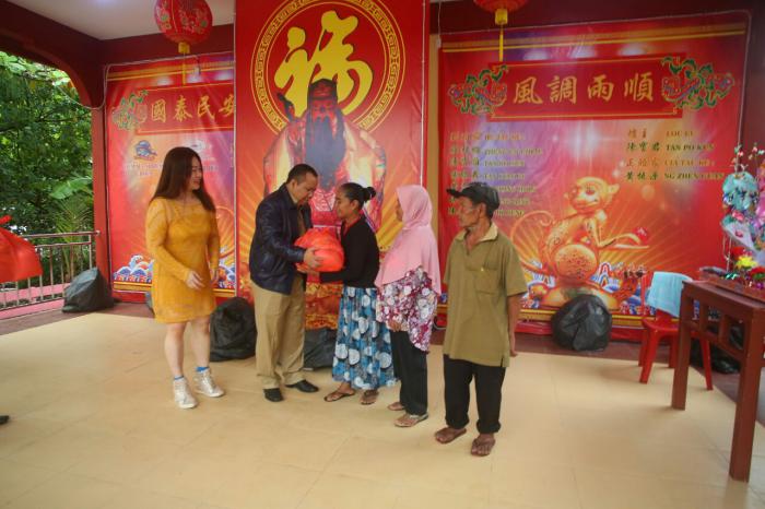 Bupati Irwan Resmikan Pemugaran Klenteng Hue Liong Kiong Kampung Terus