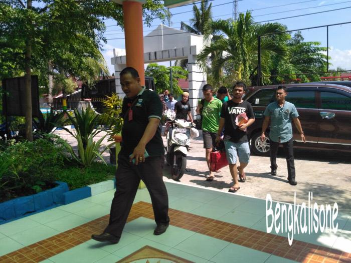 Enam Oknum Polisi Meranti Ditahan di Lapas Bengkalis