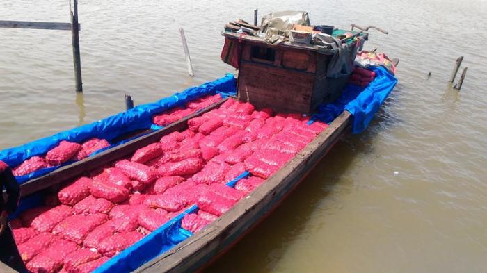 19 Ton Bawang Merah illegal Diamankan 