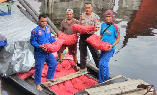 Polair Amankan 200 Kampit Bawang Merah seludupan 