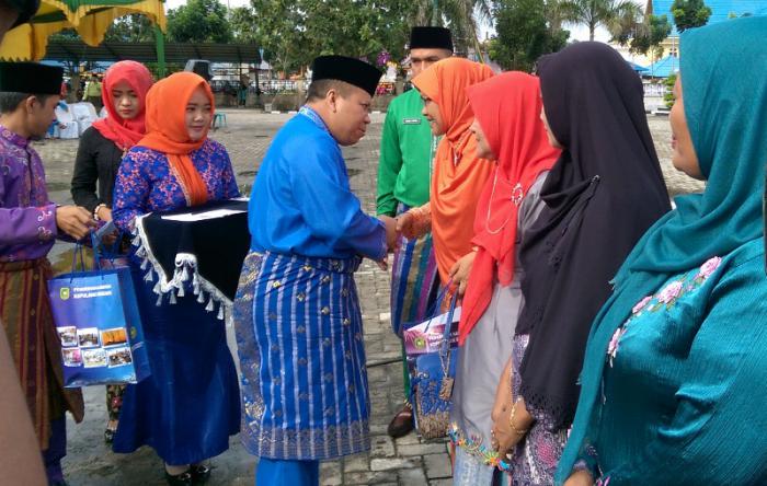 Curhatan Bupati Irwan Di Hari Ibu