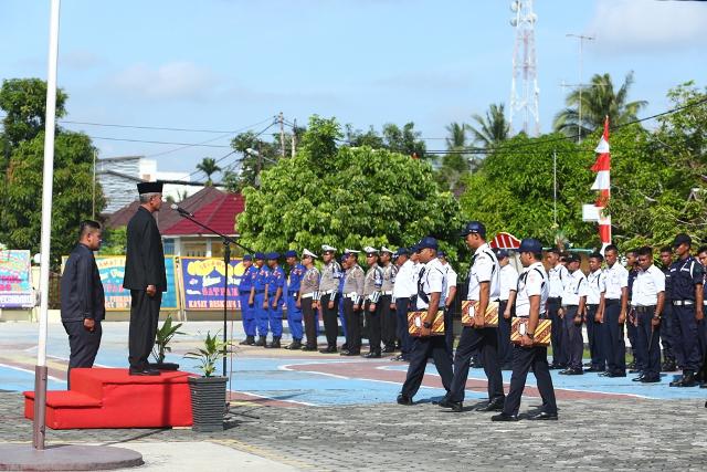 Wabup Pembina Apel Sempena Hari Satuan Pengamanan Ke-36 Tahun 2016