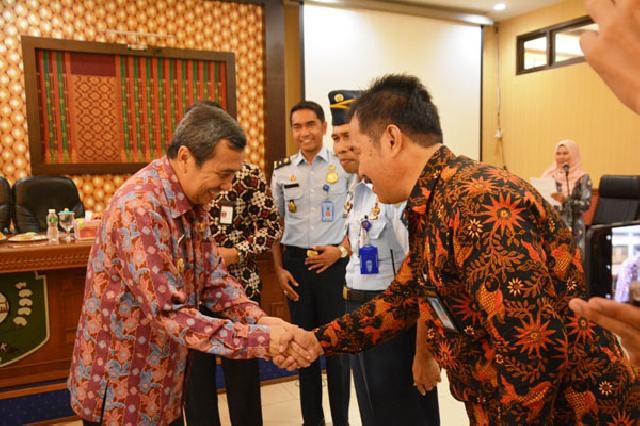 Pemkab Siak Serahkan 5 Hektare Lahan Buat Dibangun Lapas Baru 