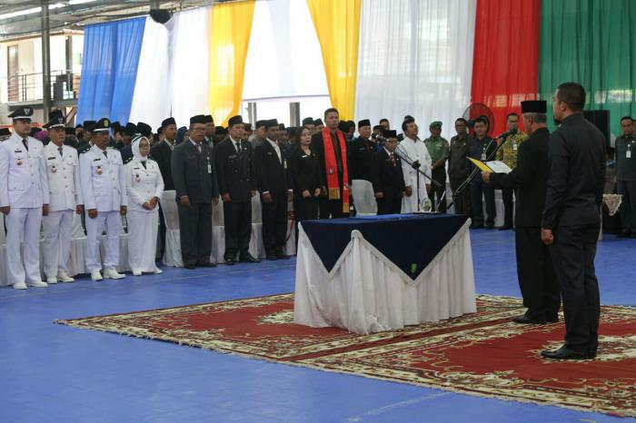 228 Pejabat di Meranti Dilantik, Helfandi Kembali Jabat Kabag Humas