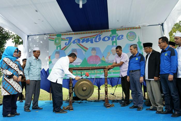 Tingkatkan Peran Serta Pemuda Dalam Pembangunan, Bupati Meranti Buka Jambore Pemuda Remaja Masjid Se-Meranti