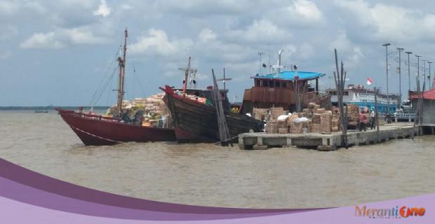 Ada Kapal Bersandar di Pelabuhan Camat Selatpanjang, Rizki Hidayat: Segera Kita Cek dan Tegur