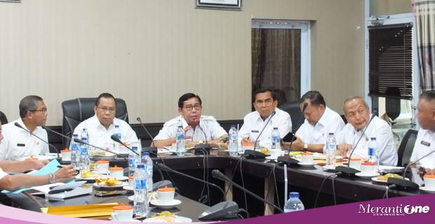 Buka Evaluasi Progres Penginputan RUP, Ini Pesan Bupati kepada SKPD di Meranti