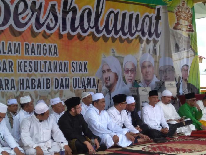 Wabup Meranti Hadiri Haul Akbar Sultan Siak di Gedung Siak Bermadah