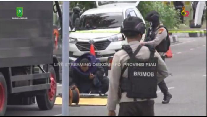 Polda Riau Diserang Diduga Teroris, Polisi Gerebek Lima Titik di Dumai