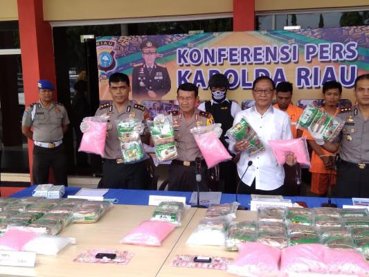 Polisi Amankan 55 Kg Sabu dan 46,718 butir Ekstasi di Bengkalis