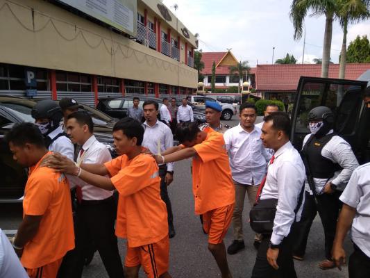 Kurir 55 kg Sabu dan 46,718 Butir Ekstasi di Riau Diupah Rp10 Juta