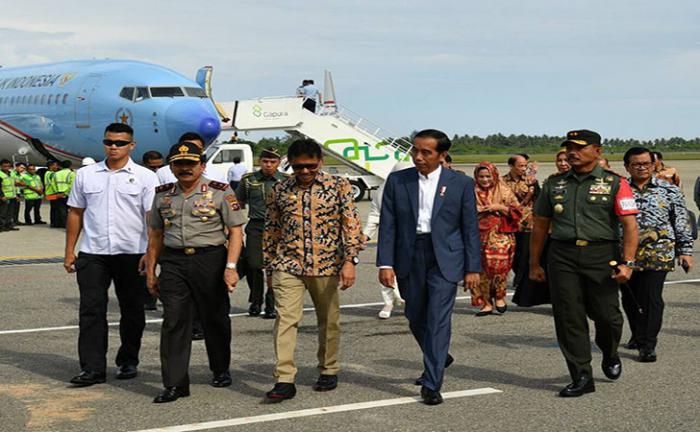 Presiden Jokowi Resmikan KA Minangkabau Ekspres di Sumbar