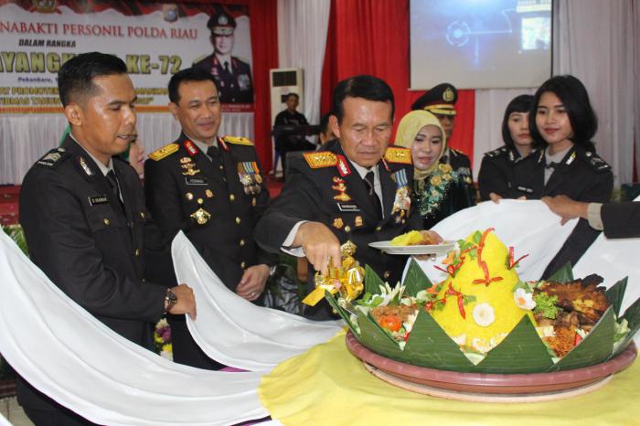 HUT Bayangkara ke 72, Polda Riau Gelar Syukuran di Gedung Bhayangkara Satbrimobda Riau