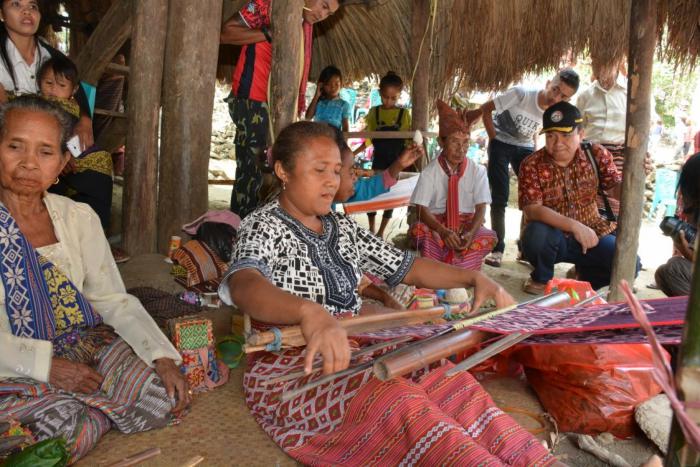 Bakamla Hadiri Festival Fohorai Belu Kampung Adat Mata Besi
