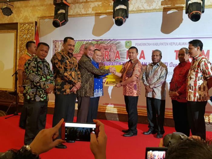 Berhasil Olah Sagu, Gubernur Papua Kagum Dengan Pemkab Meranti