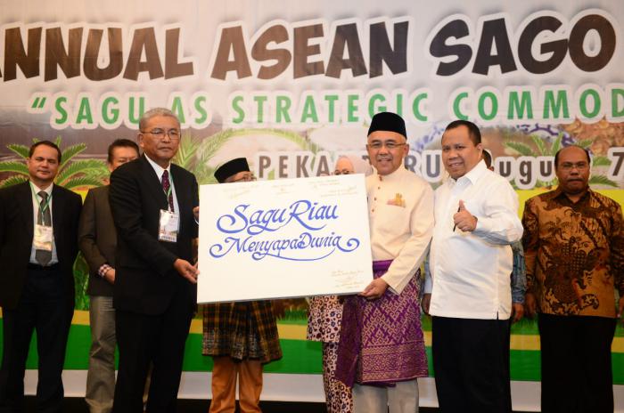 Bupati Jadi Keynote Speaker 4 Annual ASEAN Sago Symposium 2018