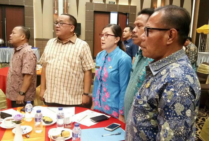 Sekda Ikuti FGD UHC JKN di Pekanbaru