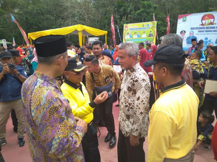 Wabup Meranti Hadiri Puncak Hari Keluarga Nasional Tingkat Provinsi Riau di Pelalawan 