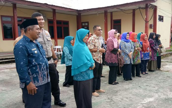 Asisten III Buka Lomba Kecamatan Sayang Ibu