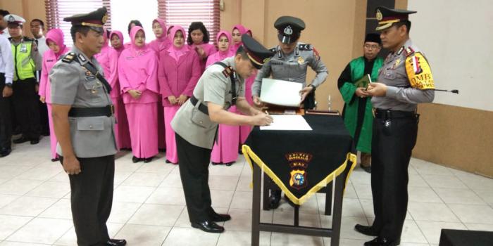 Kapolres Bengkalis, AKBP Yusup Rahmanto Pimpin Sertijab Kapolsek Bantan