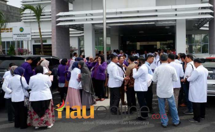 Dokter Orasi, Sekda Riau: Laksanakan Tanggungjawab, Tolong Masyarakat yang Membutuhkan Pelayanan