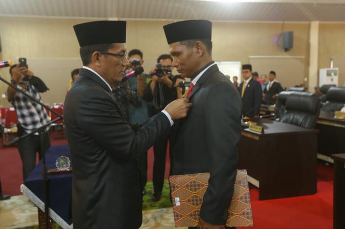 PAW Anggota DPRD Meranti, Abdul Rasyid Harahap Dilantik Gantikan Zubiarsyah