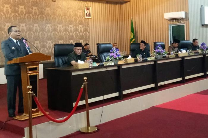 DRPD Gelar Paripurna Pandangan Umum Fraksi Terhadap Nota Keuangan RAPBD Meranti 2019