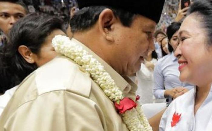 Ini Hebohnya Emak-emak Saat Titiek Bacakan Ikrar untuk Prabowo
