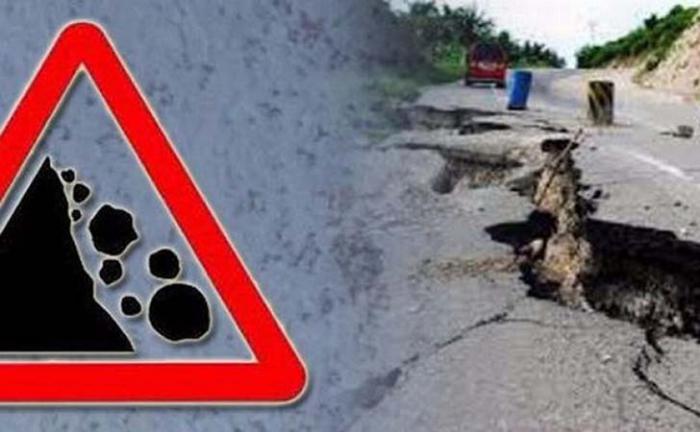 Belasan Desa di Kampar Terisolir Akibat Jalan Rusak Parah