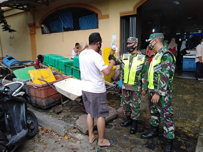 Tim Gabungan Terus Terapkan Protokol Kesehatan di Pasar Terubuk Bengkalis