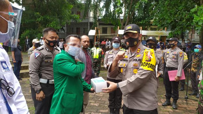 Polres dan Pemkab Kampanyekan Penggunaan dan Bagi Masker Serentak