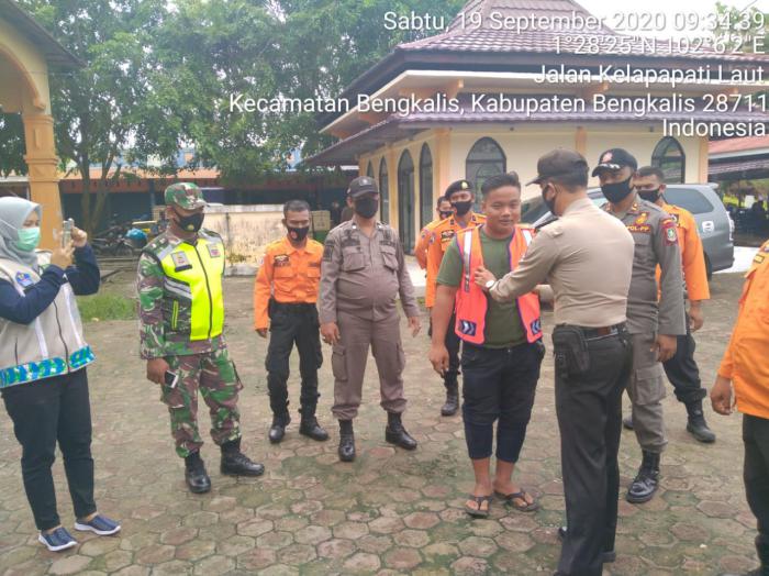 Koramil 01/Bengkalis, Sosialisasi Protokol Kesehatan dengan Slogan "Ayo pakai masker"