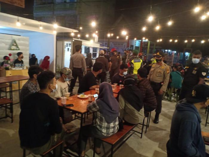 Cegah Covid-19, Kapolres Meranti : Tempat Usaha dan Kegiatan Masyarakat Dibatasi Pukul 10 Malam