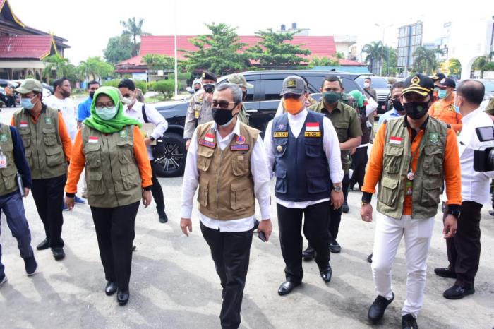 Pj Bupati Bengkalis Paparkan Perkembangan Covid 19 Saat Gubri Berkunjung ke Mandau