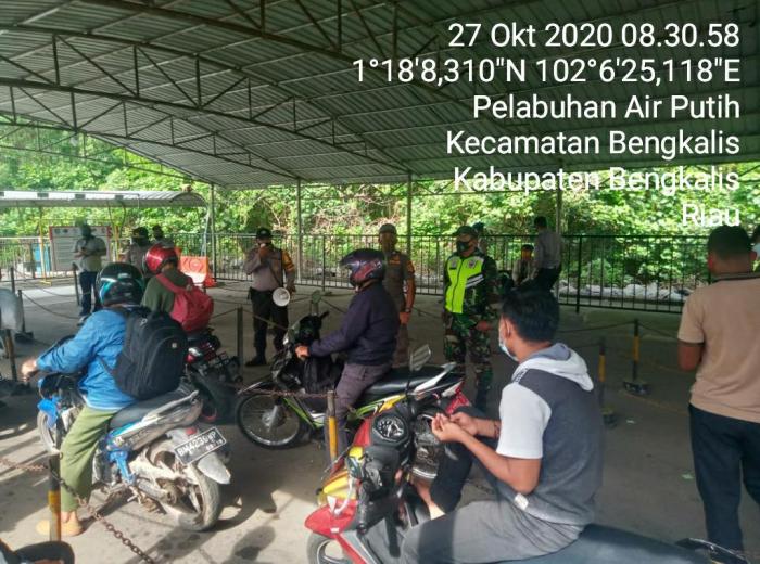 Pelda Rudi Lakukan Patroli Penerapan Pendisiplinan Protokol Kesehatan di Roro Bengkalis
