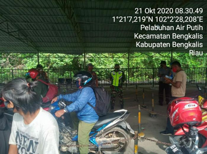 Pelda Rudi Terus Menggalakan Aturan Protokol Kesehatan di Roro Bengkalis